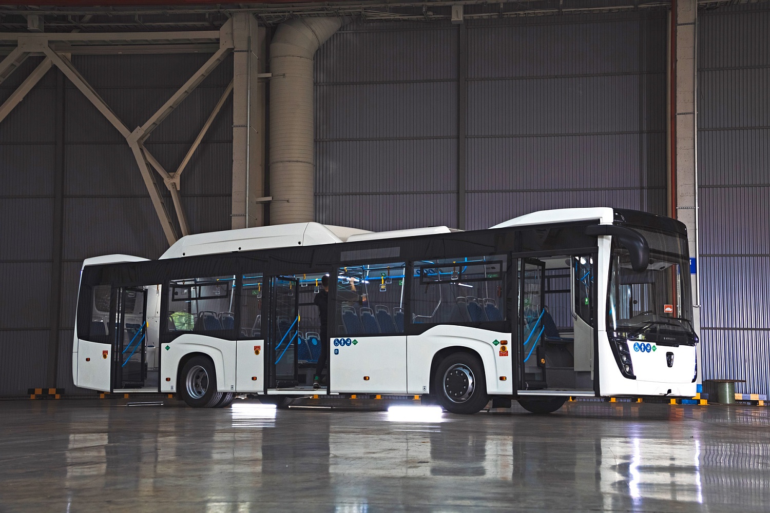 Автобус НЕФАЗ-5299-0000040-57 (КПГ)